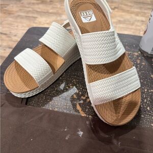 Reef  Water Vista Cream Woven Sandals